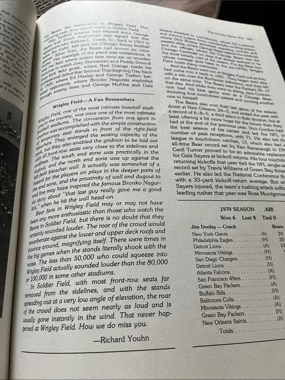 The Chicago Bears Illustrated History Book